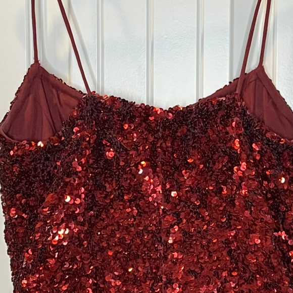 Cache Size XS Silk Sequined Top Red - Picture 3 of 8
